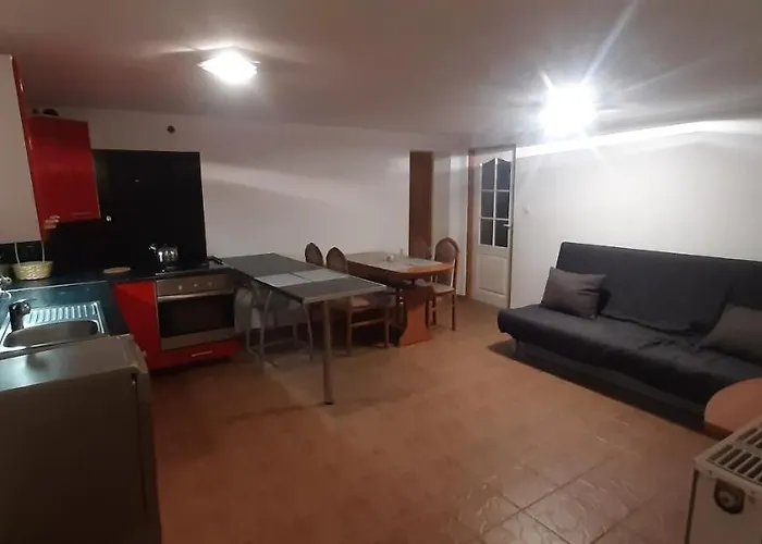 Pokoje Goscinne Kurza Zagroda